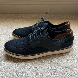 Johnston & Murphy size 13 men’s navy shoes. Brand new never worn